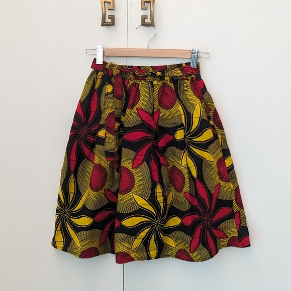 African print skirt with pockets and elastic waistband size S - Picture 1 of 5